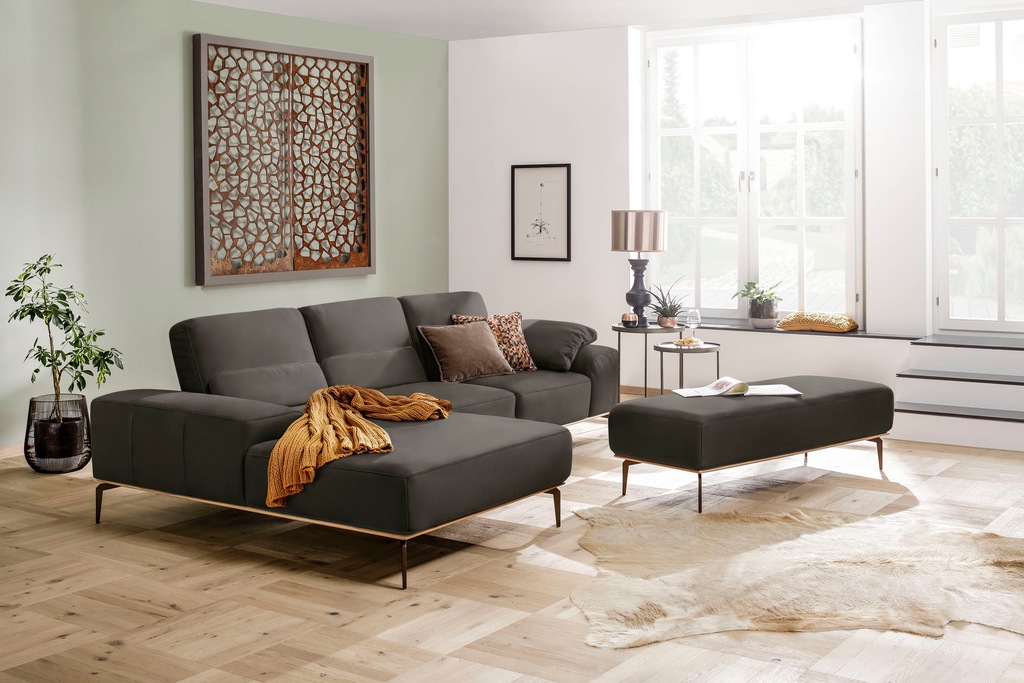 Bild von W.SCHILLIG Ecksofa »run, Designsofa mit tollem Sitzkomfort, L-Form«, mit Holzsockel, Füße in Bronze pulverbeschichtet, Breite 299 cm