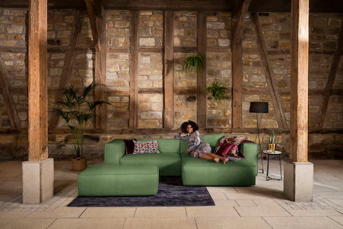 Bild von W.SCHILLIG Ecksofa »around-the-block, modern und elegant, bequem, L-Form«, mit eleganter Biese, mit Federkern