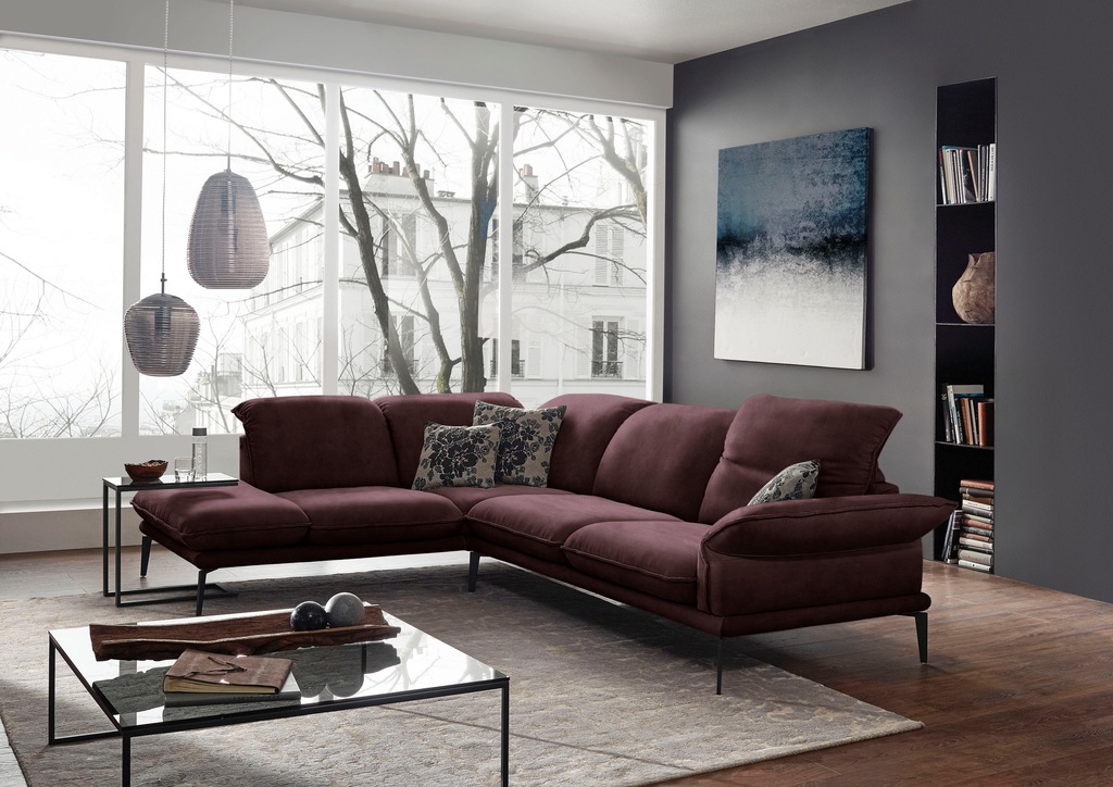 Bild von W.SCHILLIG Ecksofa »sherry, Designsofa mit tollem Sitzkomfort, elegant und zeitlos, L-Form«, mit Kopfstützenverstellung, Winkelfüße in Schwarz, Breite 302 cm