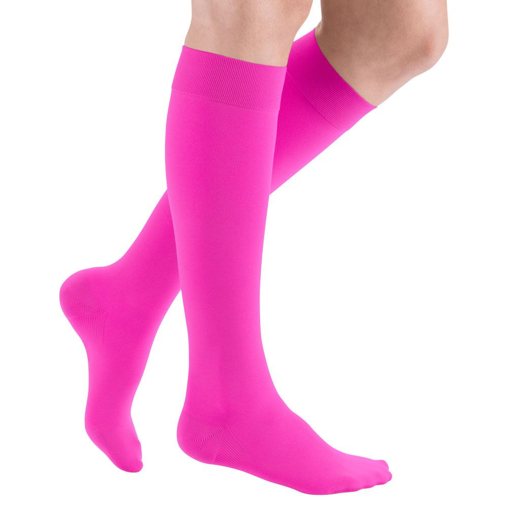 Bild von mediven plus CCL1 AD Kompressionsstrümpfe normal (39-44 cm) mit Trikotabschlussrand