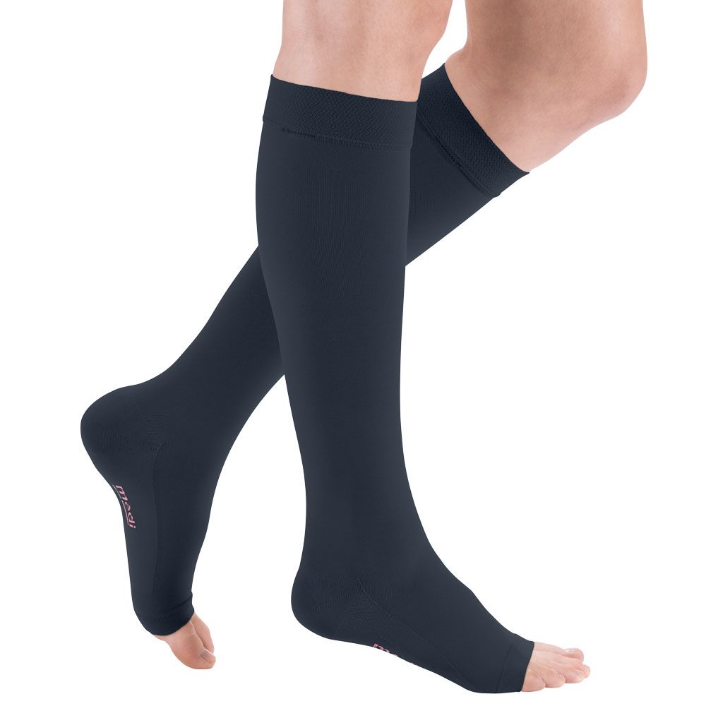 Bild von mediven comfort CCL2 AD Kompressionsstrümpfe kurz (34-38 cm) o. Fußspitze Trikotabschlussrand