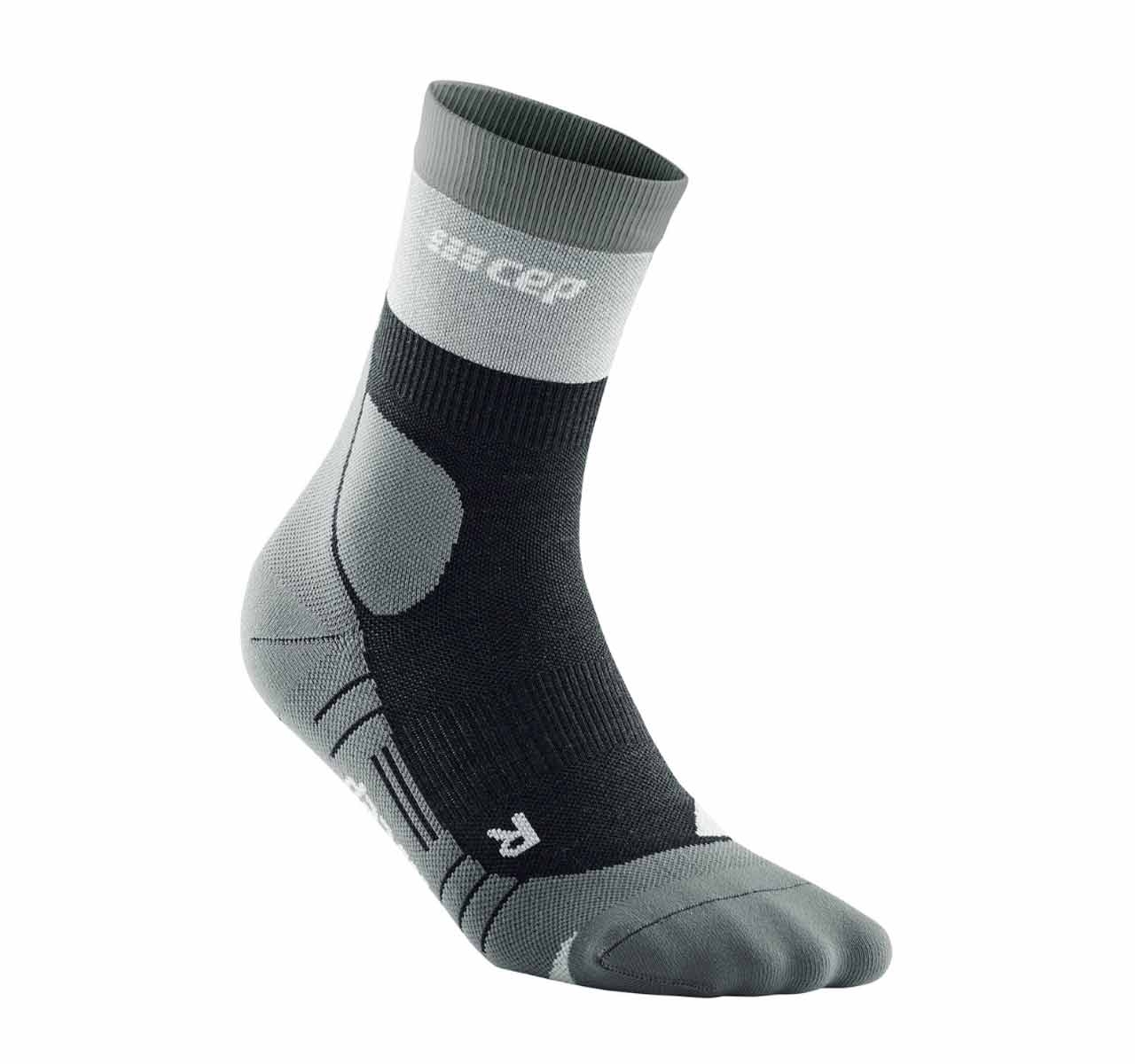 Bild von CEP - Hiking Merino Mid-Cut Socks - Kompressionssocken Gr III schwarz