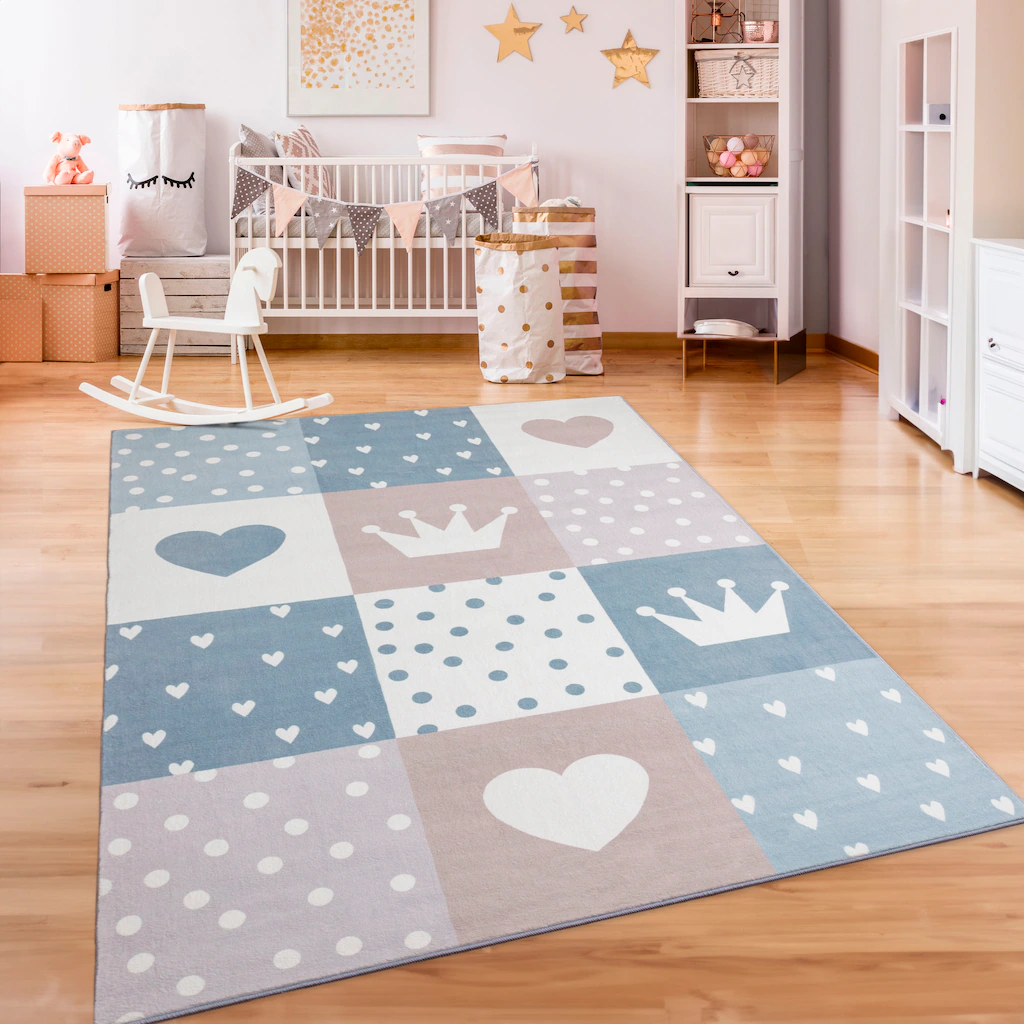 Bild von Paco Home Kinderteppich "Eliz 391", rechteckig, 12 mm Höhe, Kurzflor, Spielteppich, Patchwork-Muster, Motiv Krone, Herz & Punkte