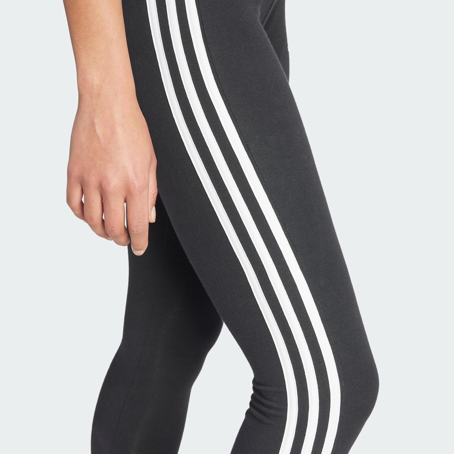 Bild von adidas Damen 3 Stripes Leggings, Black/White, L Short