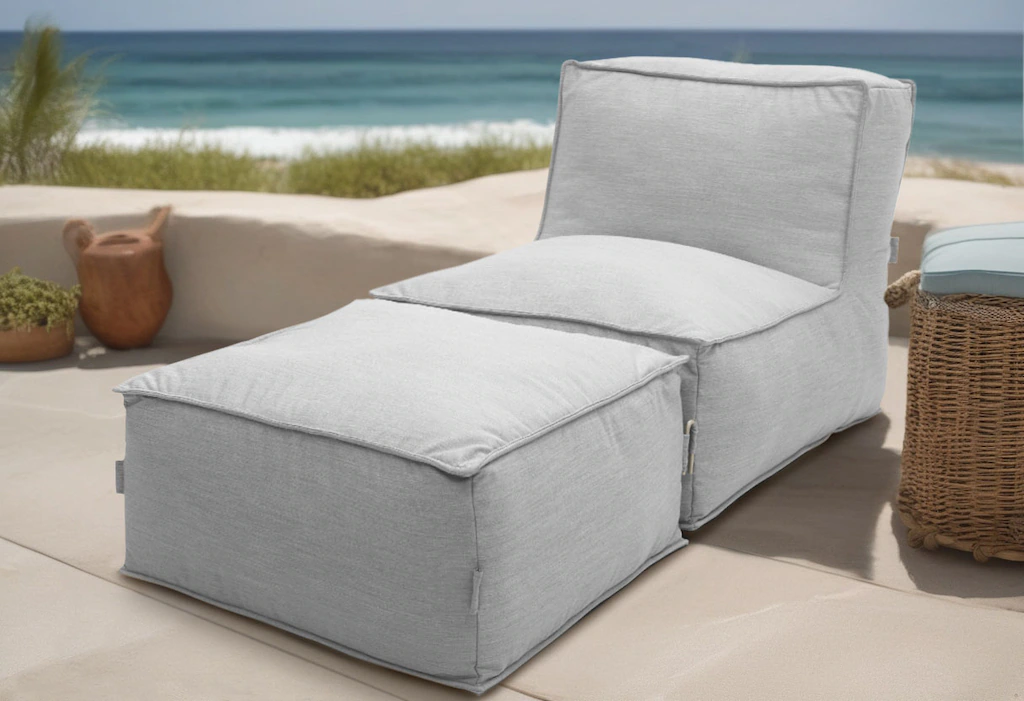 Bild von DOMO collection Hocker "Fiu für Terrasse, Balkon, Garten, Camping - wetterfest", Aufblasbarer Outdoor Sitzhocker 75 x 70 cm, klein verstaubar