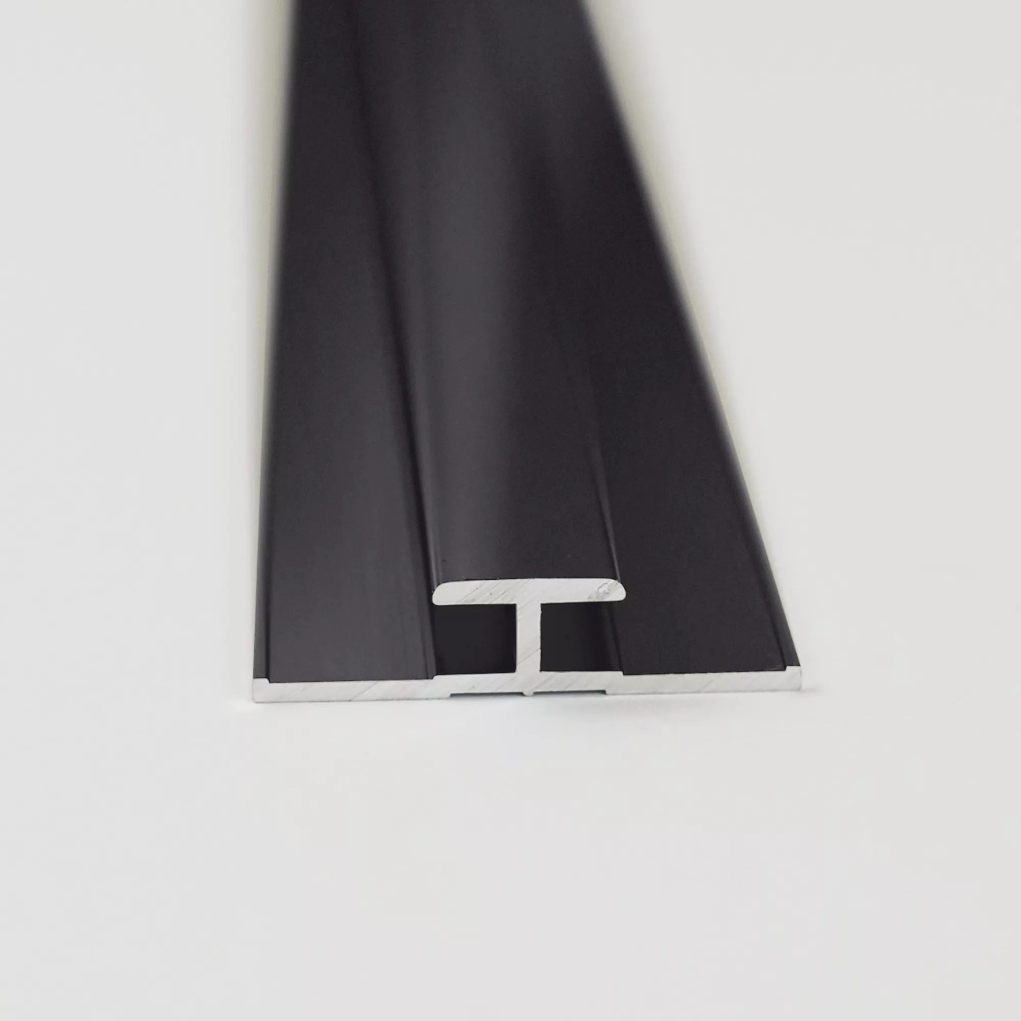 Bild von Breuer Verbindungsprofil für Rückwandplatten, schwarz matt, 2100 mm