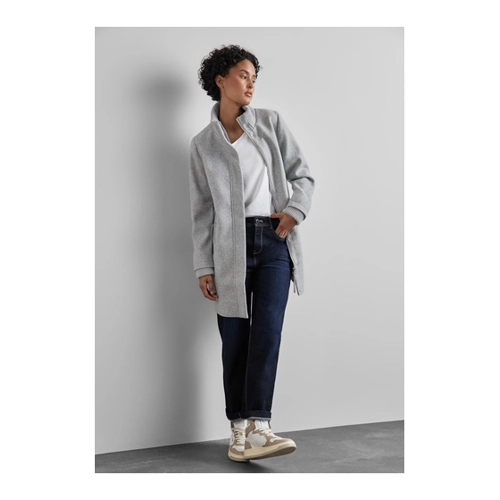Bild von Street One Damenmantel mit Strickdetails – Ein stilsicherer Begleiter für kalte Tage