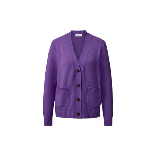 Bild von Strickjacke mit Wolle in Lila – Eleganz und Komfort vereint