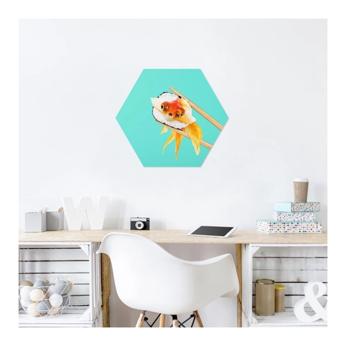 Bild von Hexagon-Forexbild Sushi mit Goldfisch – Eine stilvolle Wandgestaltung