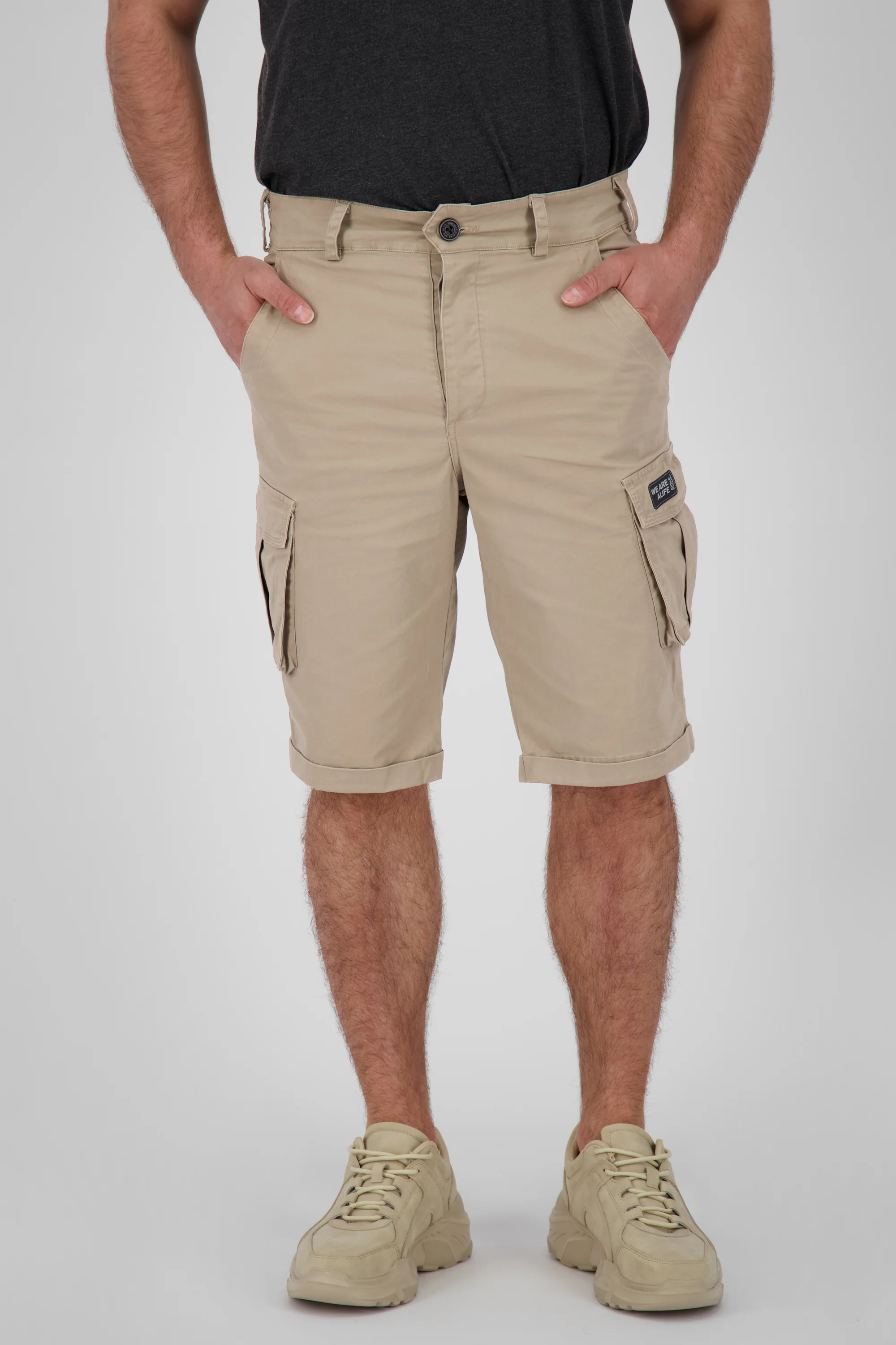 Bild von Herren Cargoshorts für den stilvollen Alltag - PhilippeAK Braun