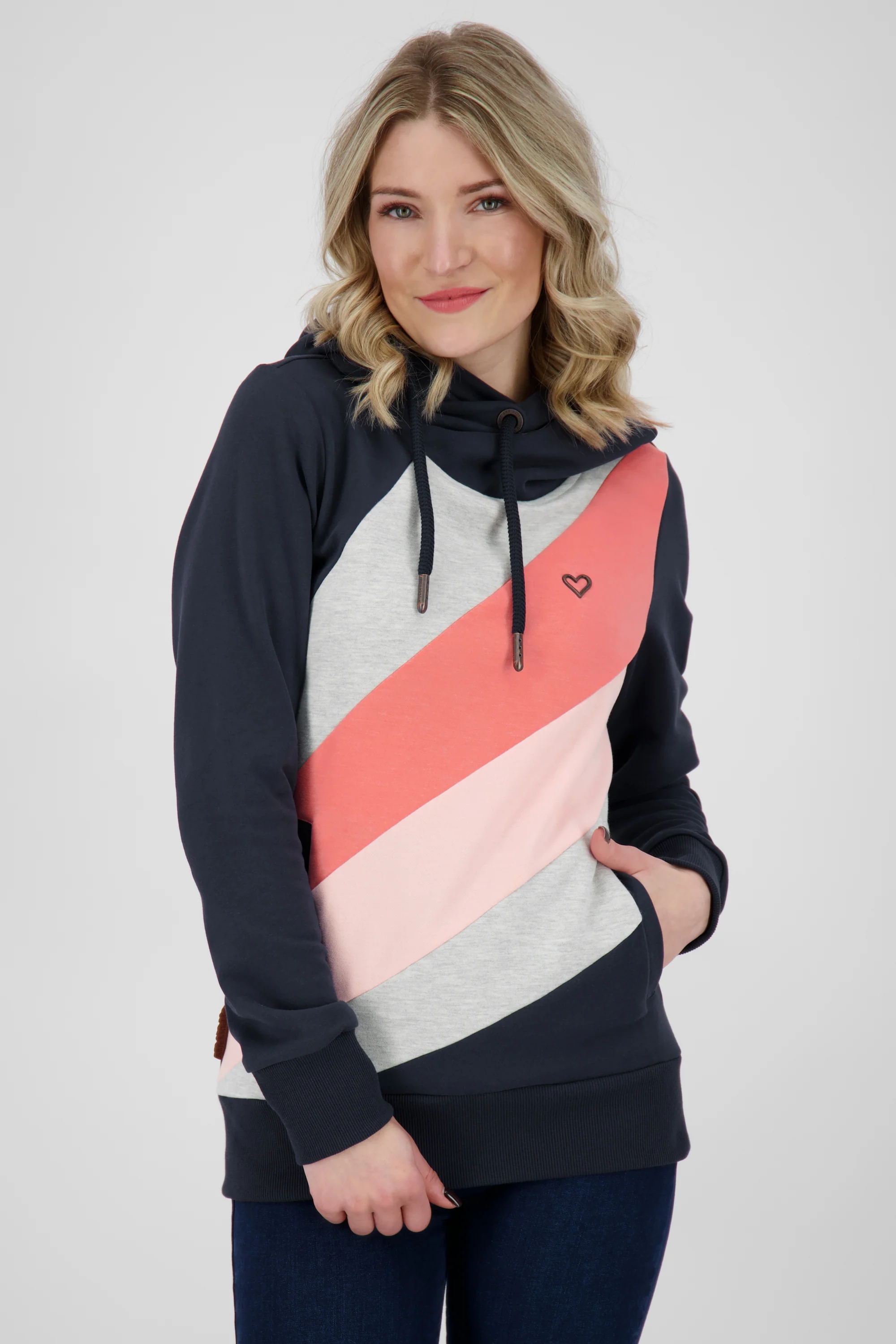 Bild von ZahiraAK A Sweat Dunkelblau