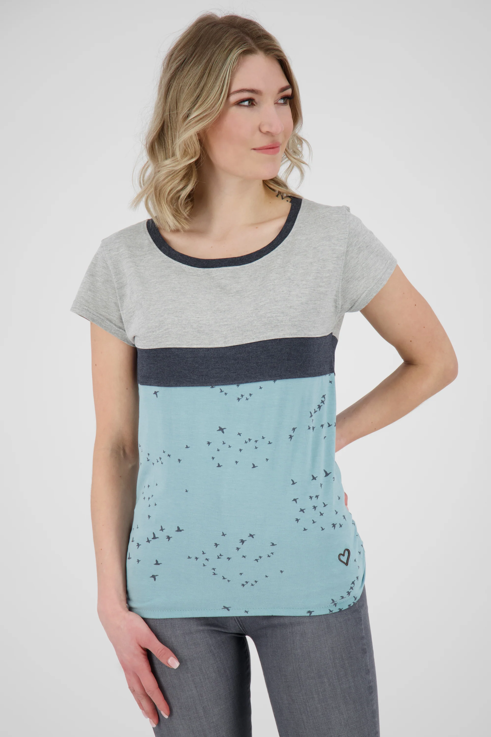 Bild von RamiraAK B Shirt Hellblau