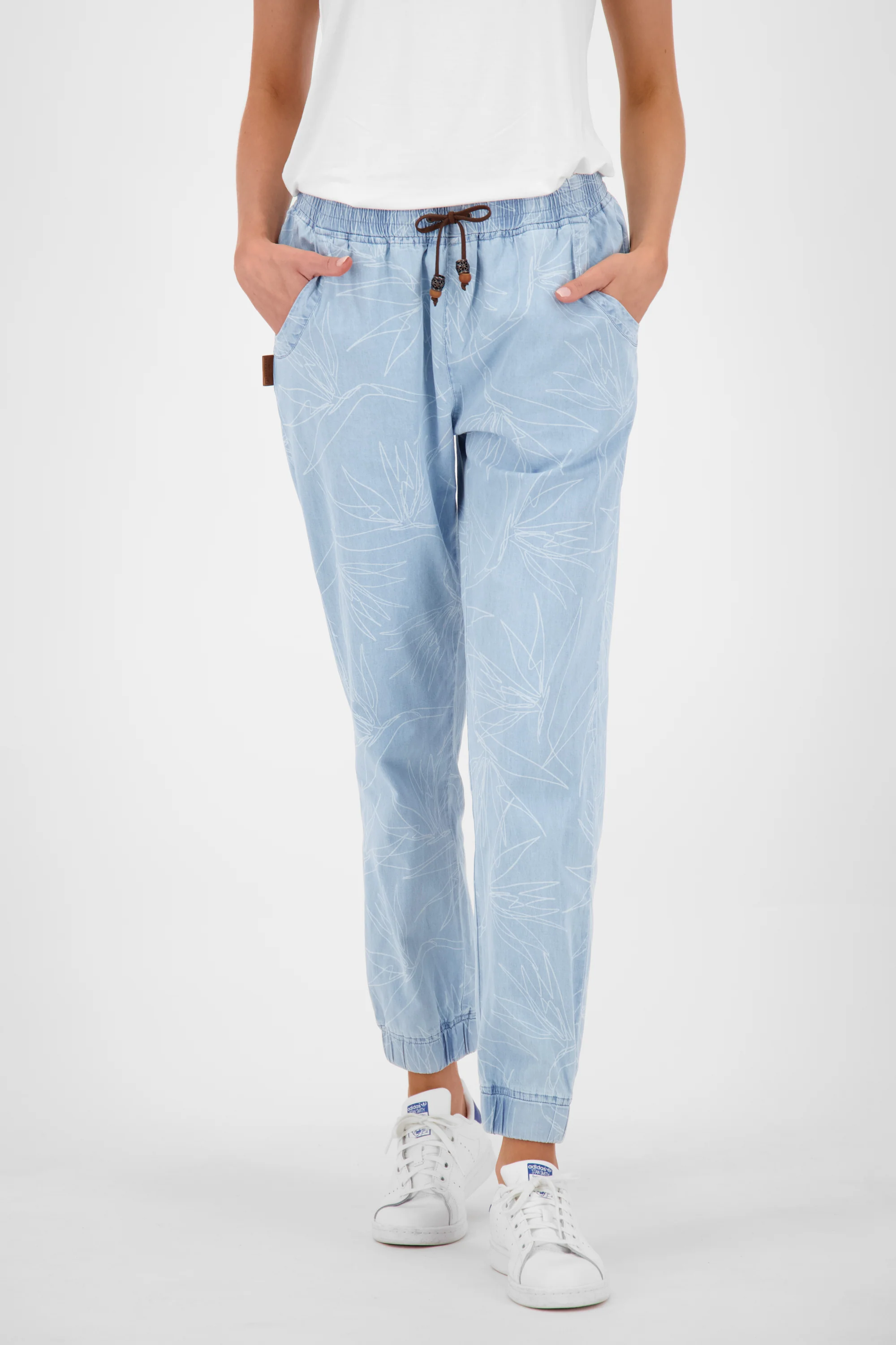 Bild von Sommerliche Hose - AliciaAK DNM B für Damen Hellblau