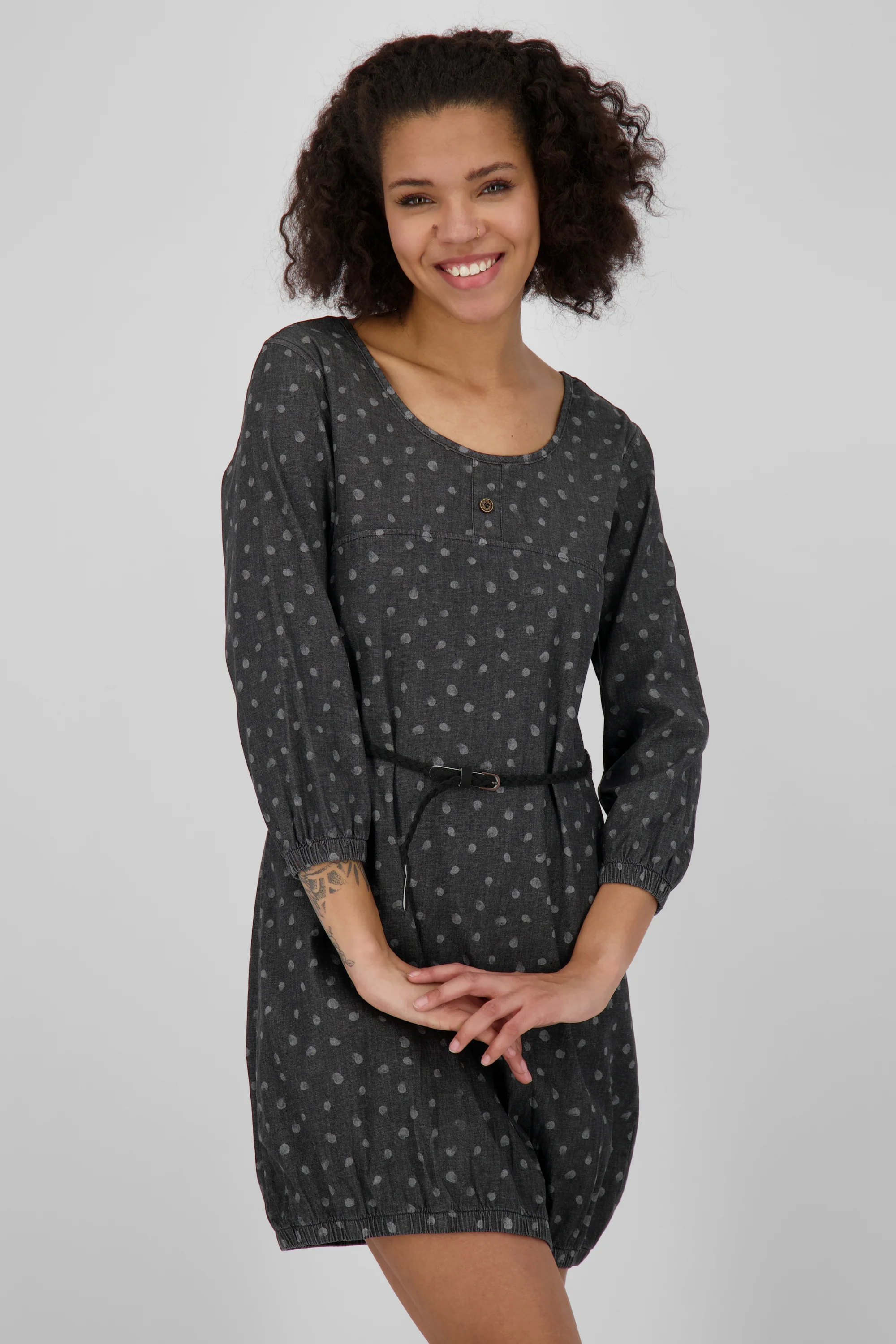 Bild von DoroAK DNM B - Feminines Denim-Kleid mit Taillebetonung Schwarz