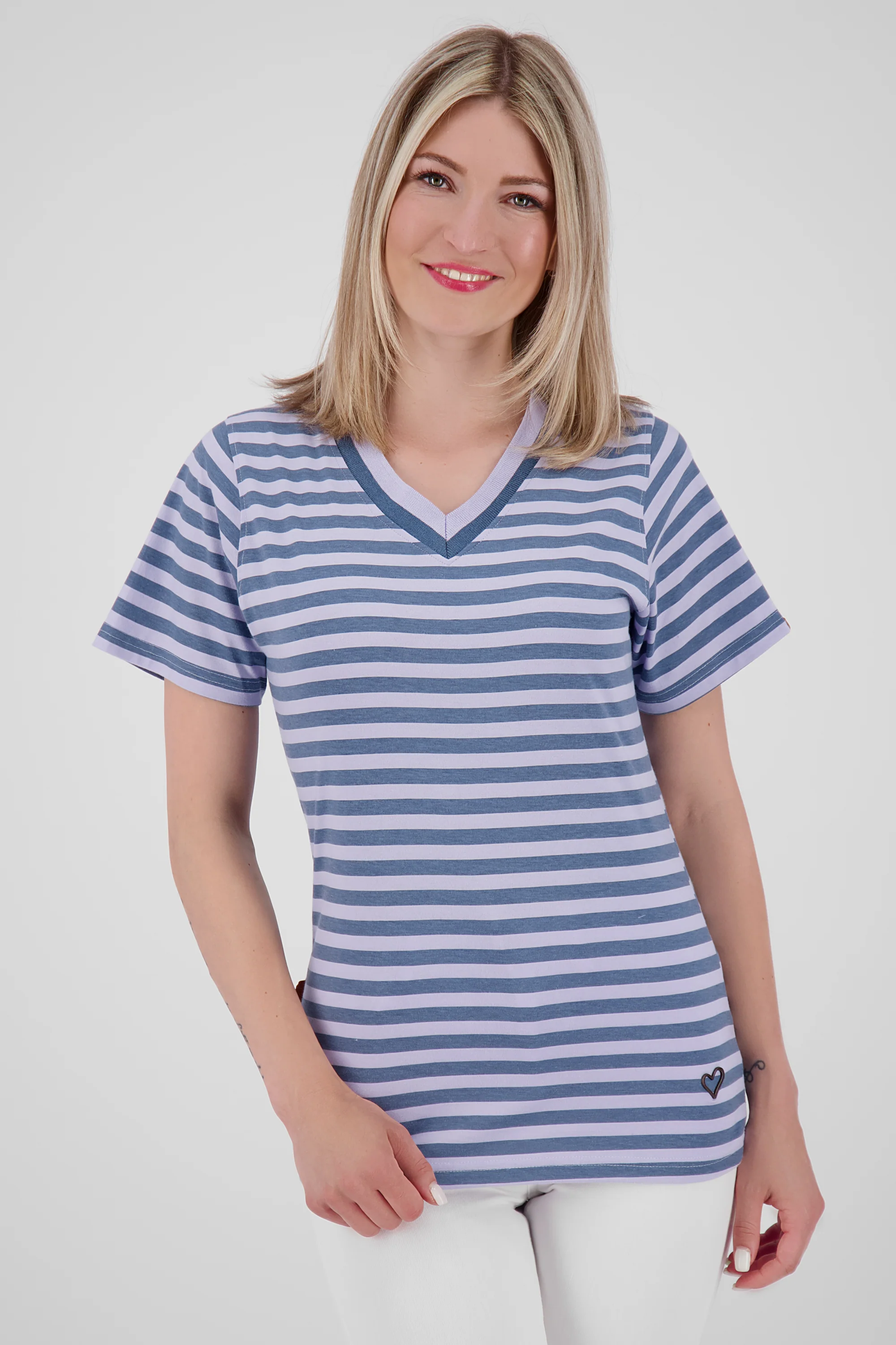 Bild von Alife & Kickin T-Shirt IziAK-Z (1-tlg) EXKLUSIV bei Otto