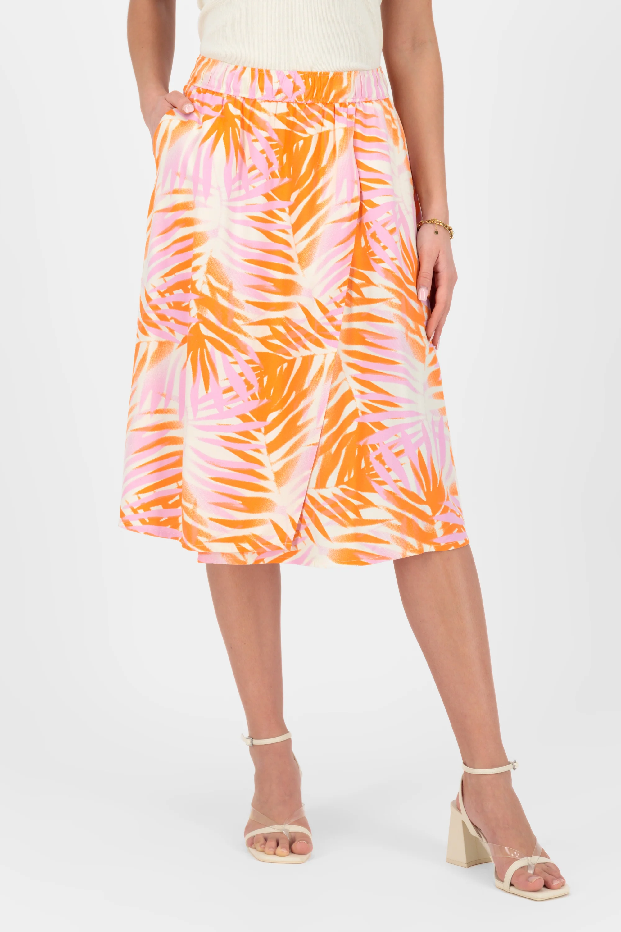 Bild von MelindaAK B Mid Skirt Beige