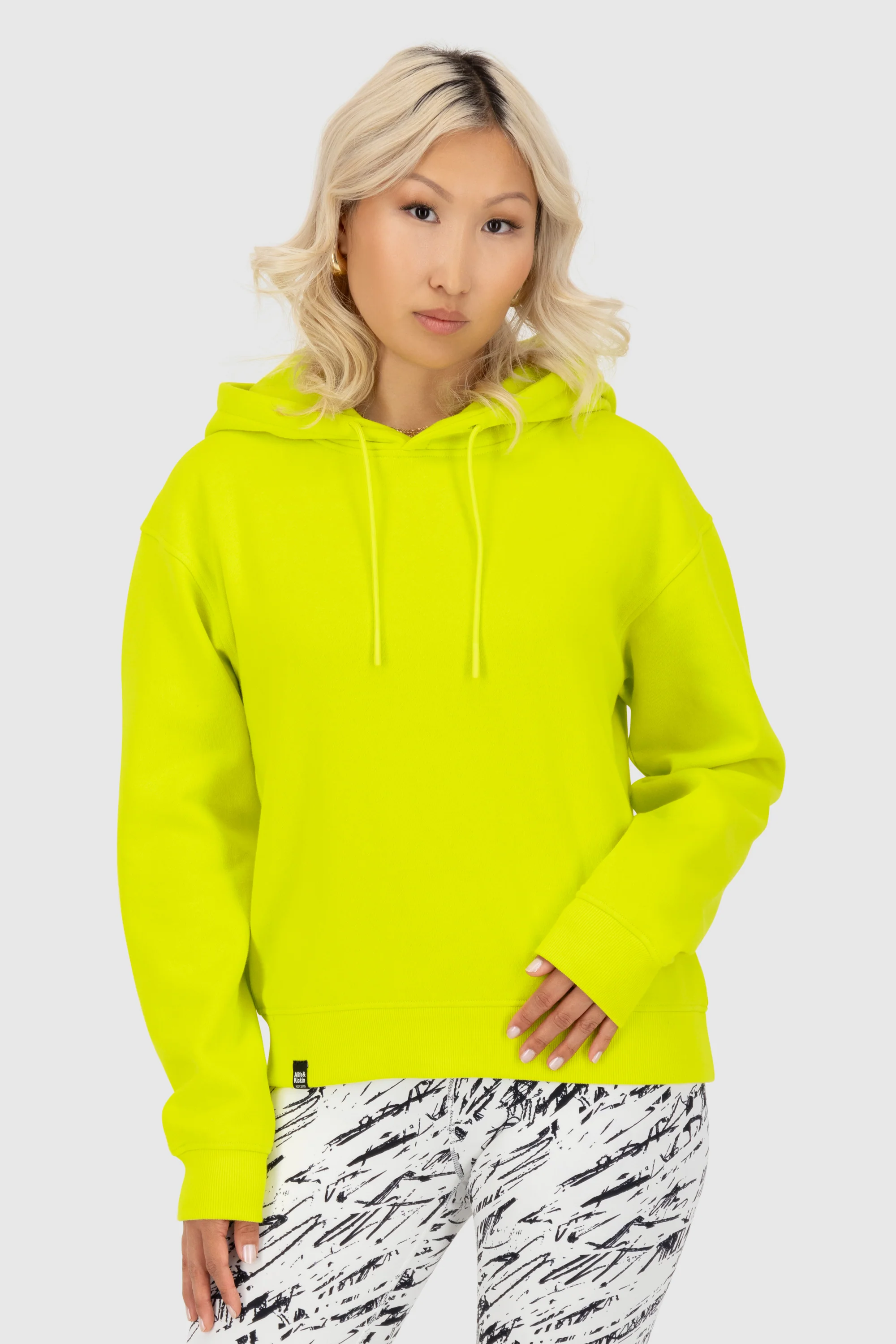 Bild von ThaneeAK A Hoodie Hellgrün