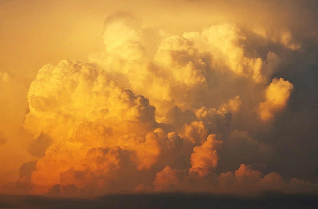 Bild von Papermoon Fototapete "Wolken"