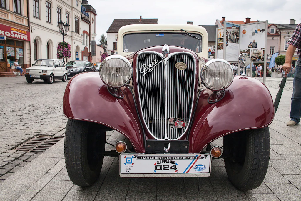 Bild von Papermoon Fototapete "Oldtimer"