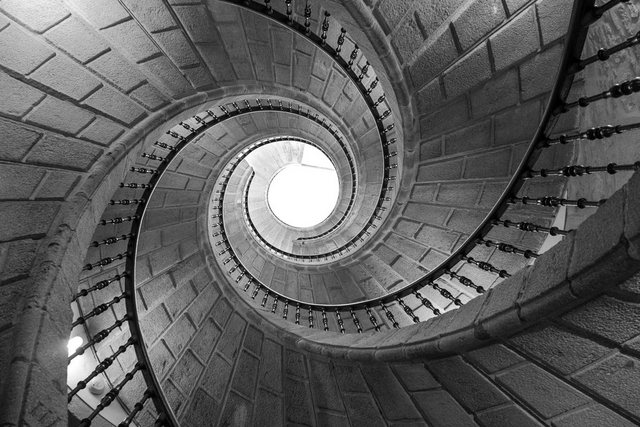 Bild von Papermoon Fototapete "Treppen Schwarz Weiß"