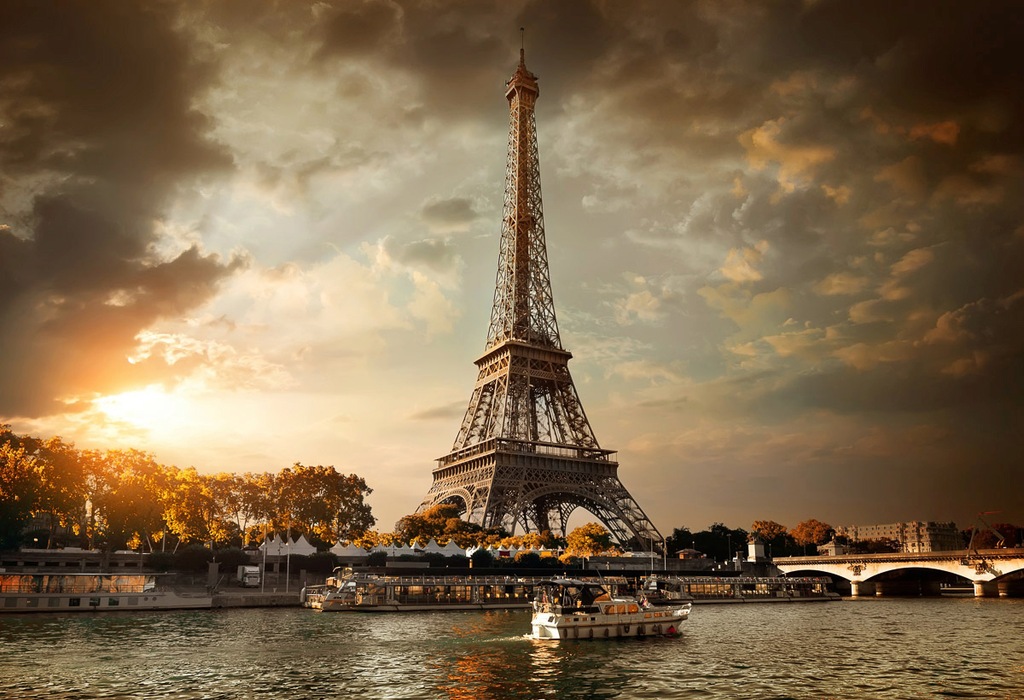 Bild von Papermoon Fototapete "Paris"