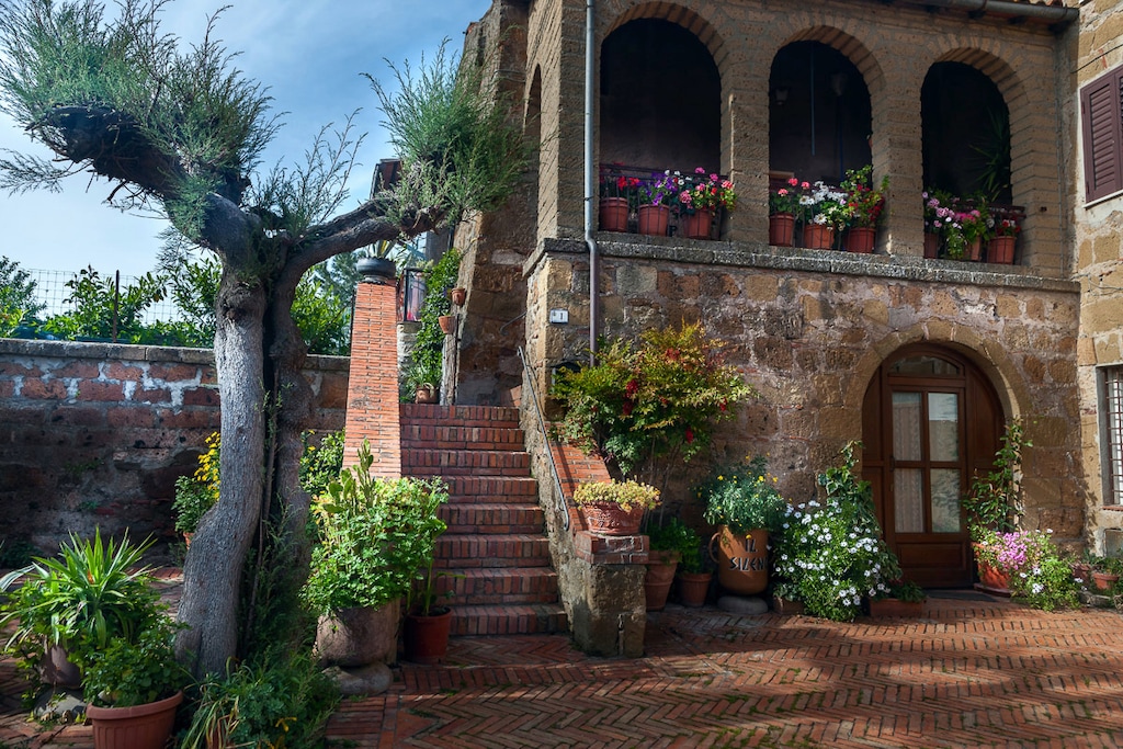 Bild von Papermoon Fototapete "Altes Haus"