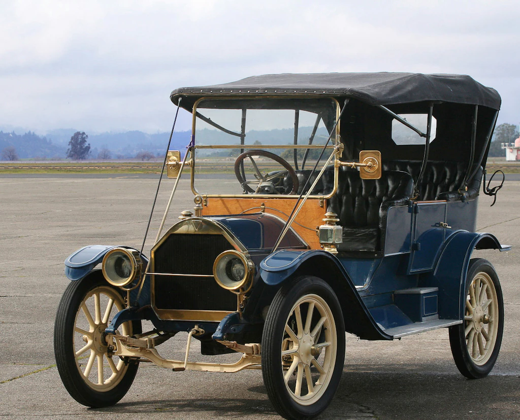 Bild von Papermoon Fototapete "Klassisches Auto"