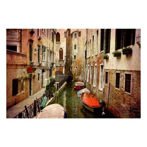 Bild von Papermoon Fototapete "Venedig Straße"