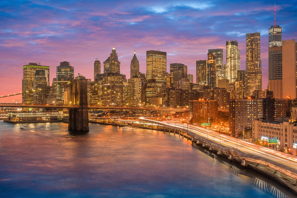 Bild von Papermoon Fototapete "Manhattan Sonnenuntergang"
