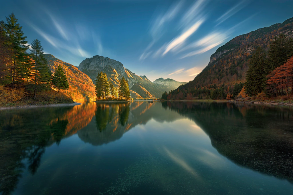 Bild von Papermoon Fototapete "Photo-Art KRZYSZTOF BROWKO, MAGISCHER SEE"
