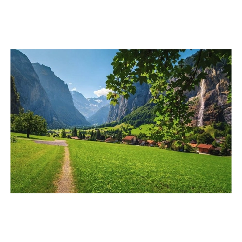 Bild von Papermoon Fototapete - Alpen-Dorf im Gebirge