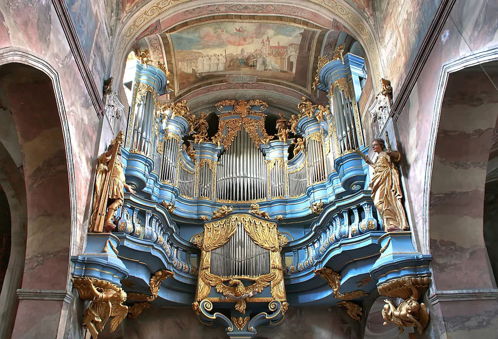 Bild von Papermoon Fototapete "ARCHITEKTUR-KATHEDRALE BAROQUE FASSADE ORGAN KIRCHE"