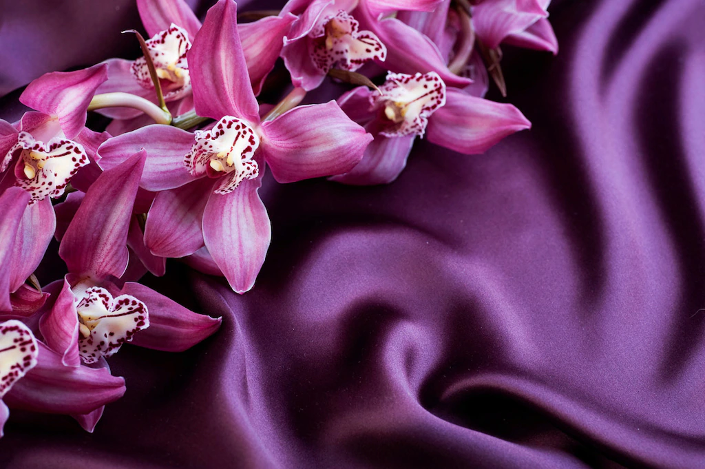 Bild von Papermoon Fototapete "ORCHIDEEN-SEIDE ART DESIGN ABSTRAKT MUSTER DECOR KUNST"