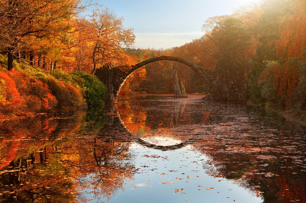 Bild von Papermoon Fototapete "Photo-Art DANIEL Å˜EÅ˜ICHA, HERBSTSEE"