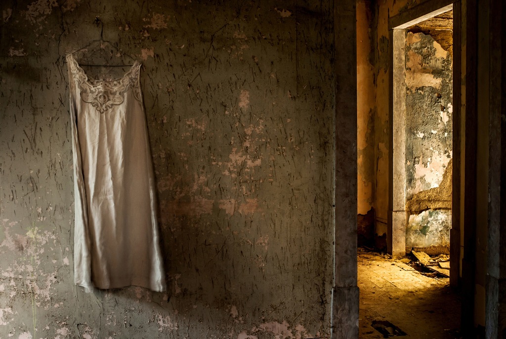 Bild von Papermoon Fototapete "Photo-Art MILENA SEITA, LE TEMPS RETROUVAC"