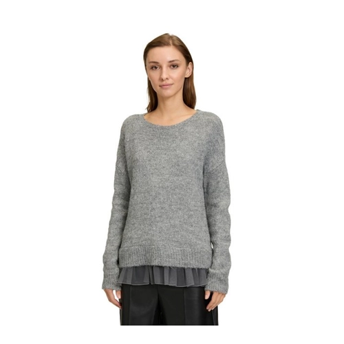 Bild von Oversized Cartoon Strickpullover mit Rüschen im Test