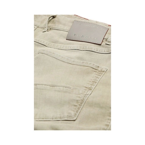 Bild von Jeans mit Used-Waschung in beige