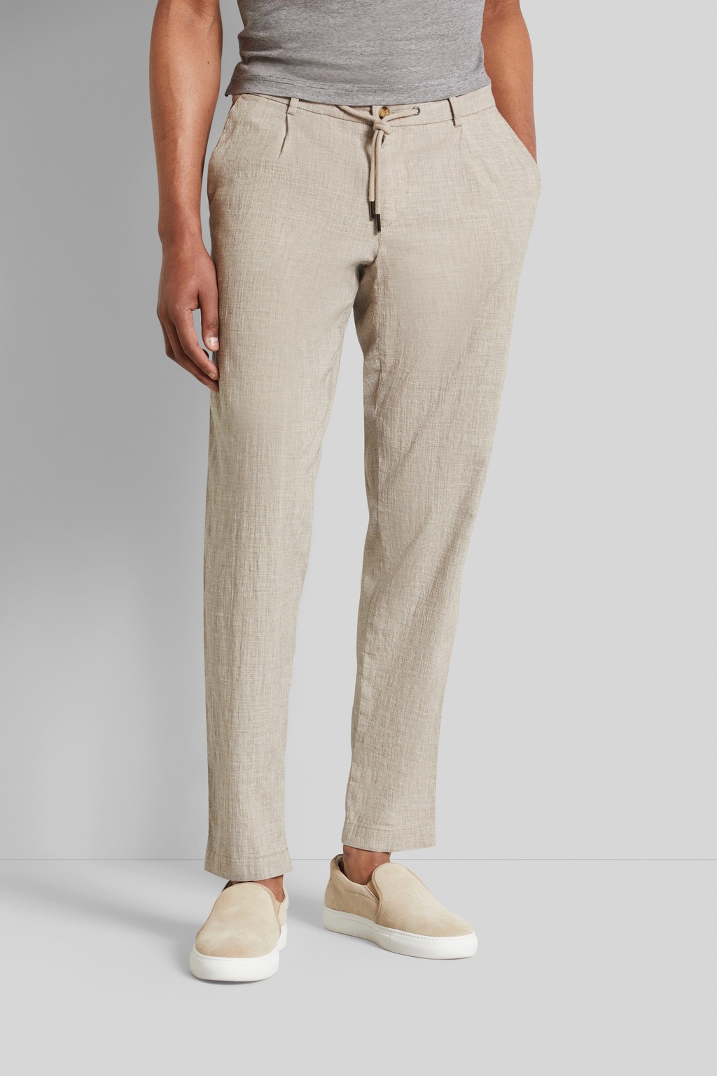 Bild von bugatti Bundfaltenhose, mit konischer Passform