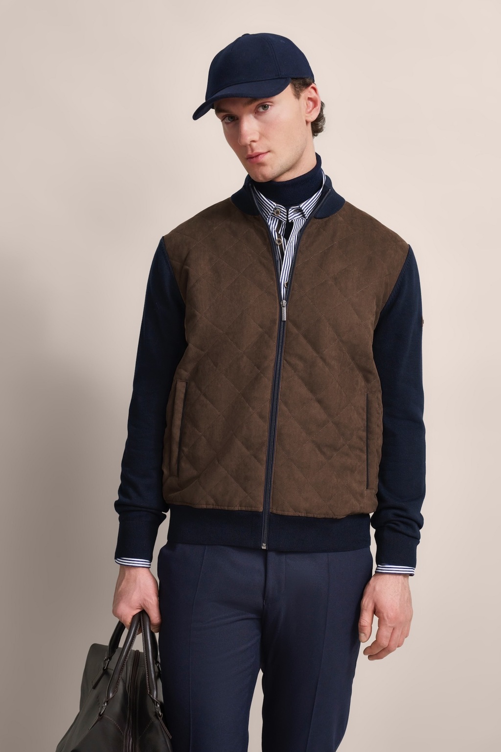 Bild von bugatti Strickjacke, aus 100 % Baumwolle