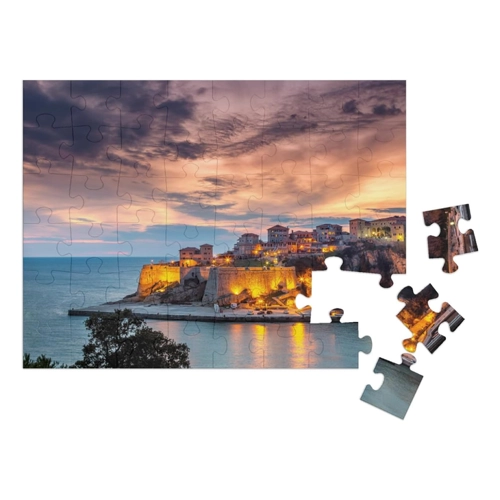 Bild von puzzleYOU Puzzle Alte Stadt und Festung Ulcinj, Adria, Montenegro – 2000 Teile
