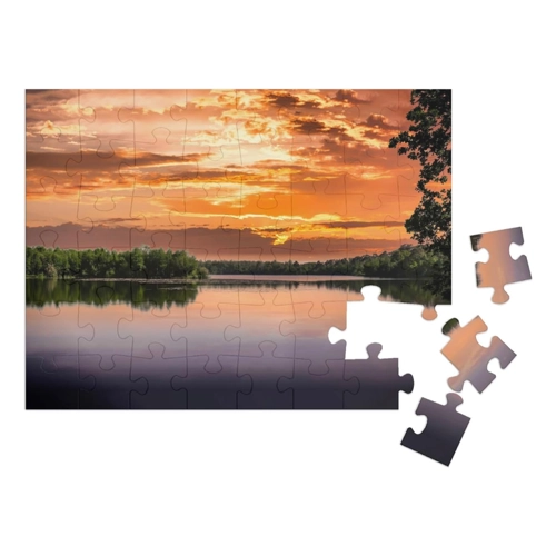 Bild von puzzleYOU Puzzle Ein Waldsee im leuchtenden Sonnenuntergang, 1000 Puzzleteile
