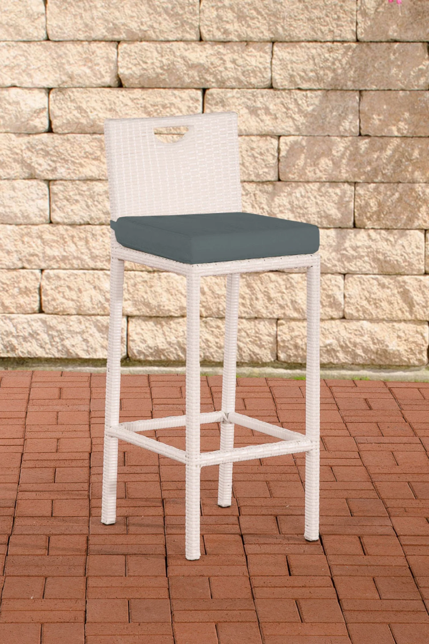 Bild von TPFGarden Gartenlounge-Hocker Marlies - Barhocker aus wasserfestem, UV-beständigem Polyrattan (Barstuhl mit pulverbeschichtetem Aluminiumgestell, Tresenhocker mit wasser- und schmutzabweisenden Sitzkissen), Maße (HxBxT): 107x40x44 cm, Sitzhöhe: 75 cm -