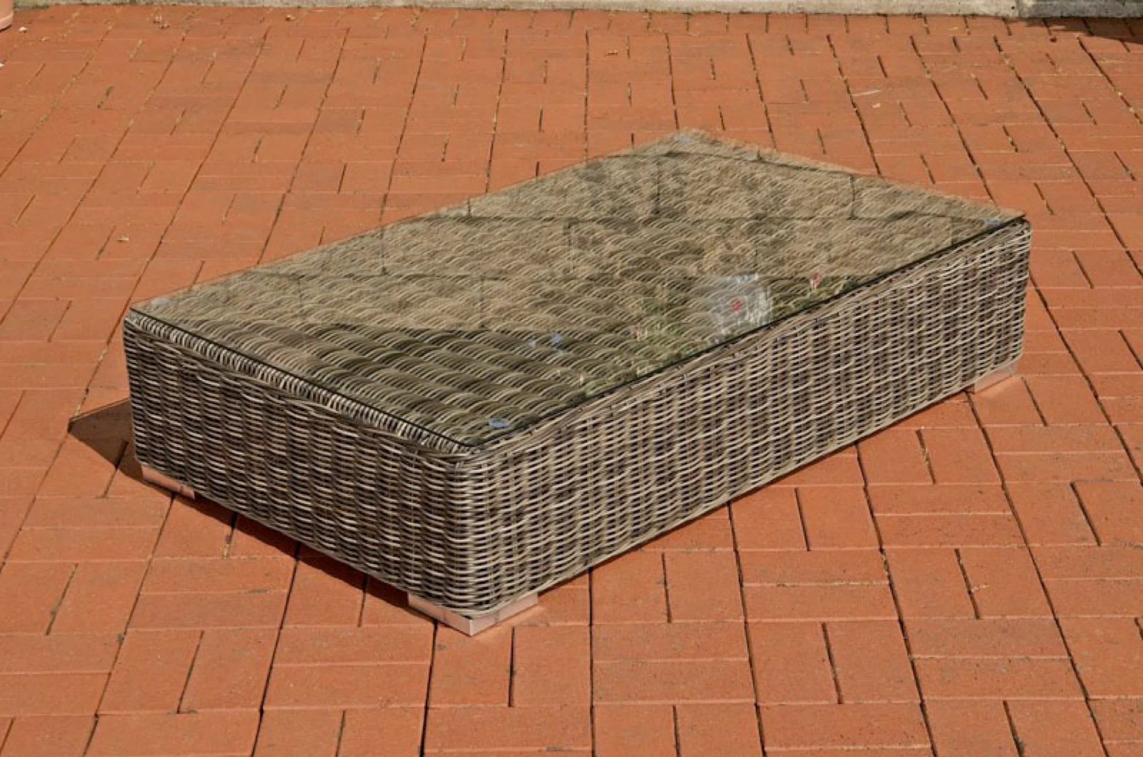 Bild von TPFGarden Gartentisch Arno - Loungetisch für Garten, Balkon, Terrasse (Hochwertiger Outdoor Tisch aus UV-beständigem Polyrattan, 1-St., Stabiler Loungetisch mit pulverbeschichtetem Aluminium-Gestell), Maße (BxLxH): 50 x 100 x 36cm - Farbe: grau-meliert