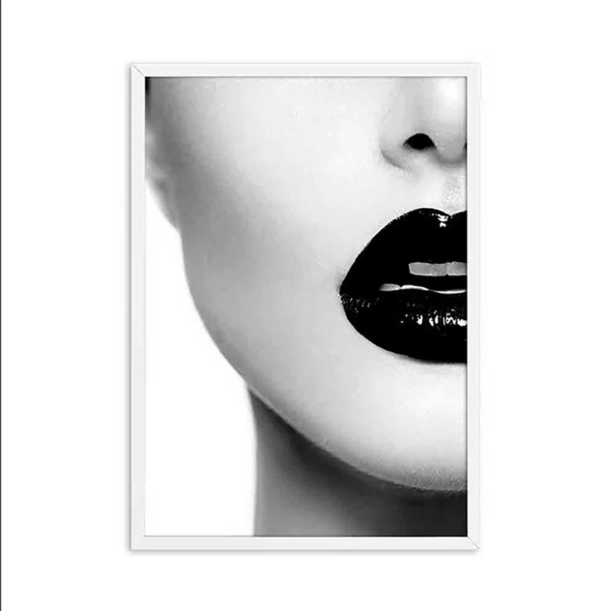 Bild von TPFLiving Poster Leinwand / Frau mit schwarzen Lippen und Fingernägeln - / Verschiedene Größen - OHNE Rahmen - Modell A - 30x40cm