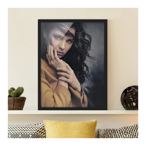 Bild von Einzigartiges Tierbild im Rahmen – "She is waiting for you"