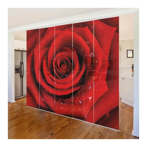 Bild von Bilderdepot24 Schiebegardine Rote Rose mit Wassertropfen