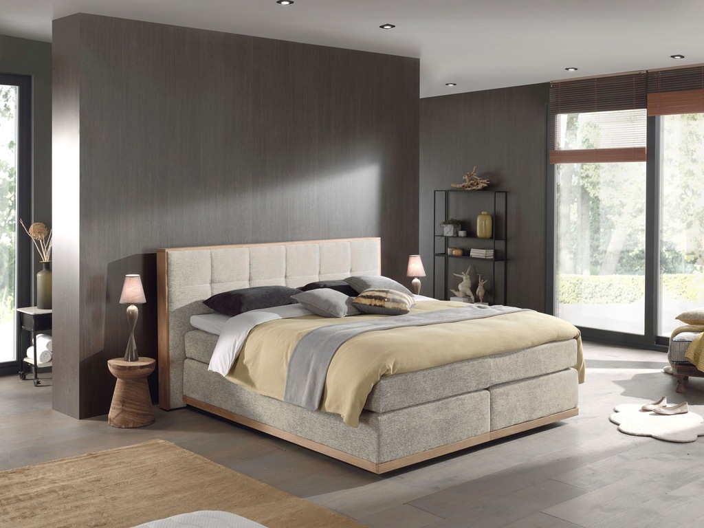 Bild von Places of Style Boxspringbett Vinton, aus massiver Eiche, verschiedene Härtegrade (auch H4)