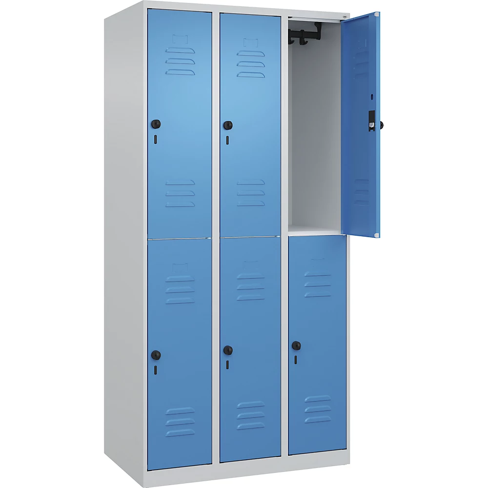 Bild von C+P Doppelstock-Spind Classic PLUS, 3 Abteile, 1850x900x500mm, 7035/5012 Verschluss Sicherheits-Drehriegel