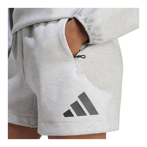 Bild von adidas Z.N.E. Sweatshorts für Damen – Komfort trifft auf Sportlichkeit