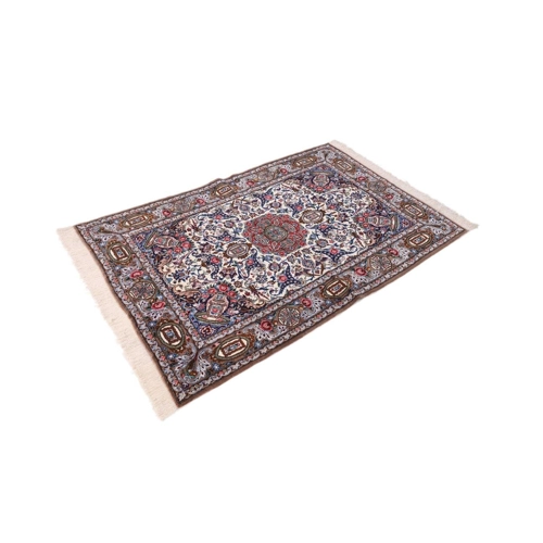 Bild von Nain Trading Orientteppich Isfahan Seidenkette 112x176 Handgeknüpfter Orientteppich